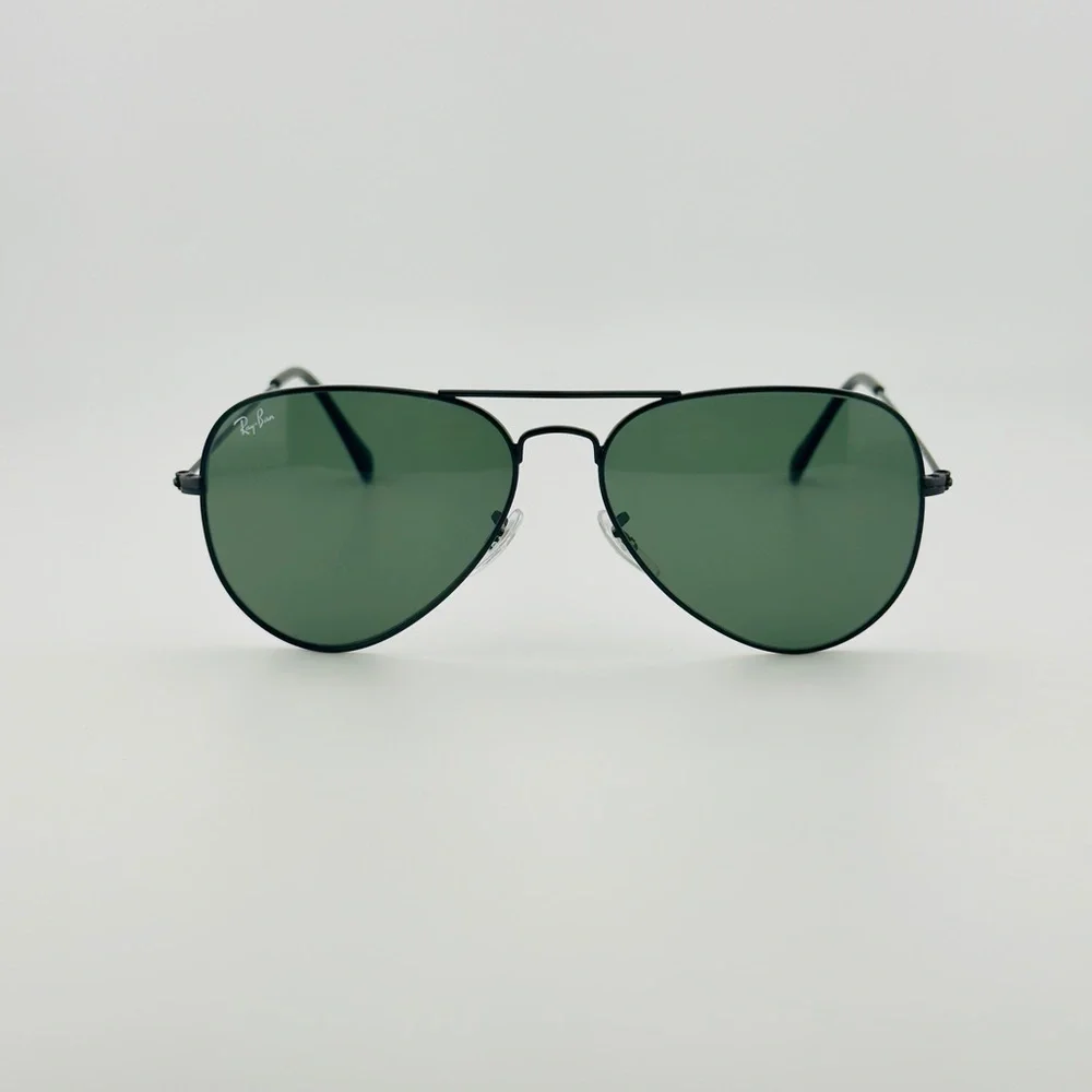 Ray-Ban Aviator Classic Sunglasses RB3025 Polished Black Frame with Green Lenses